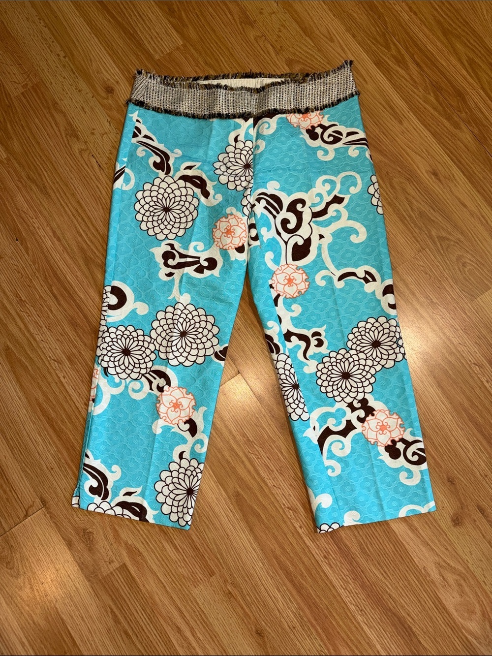 Trina Turk Floral Cropped Pants Size 4
